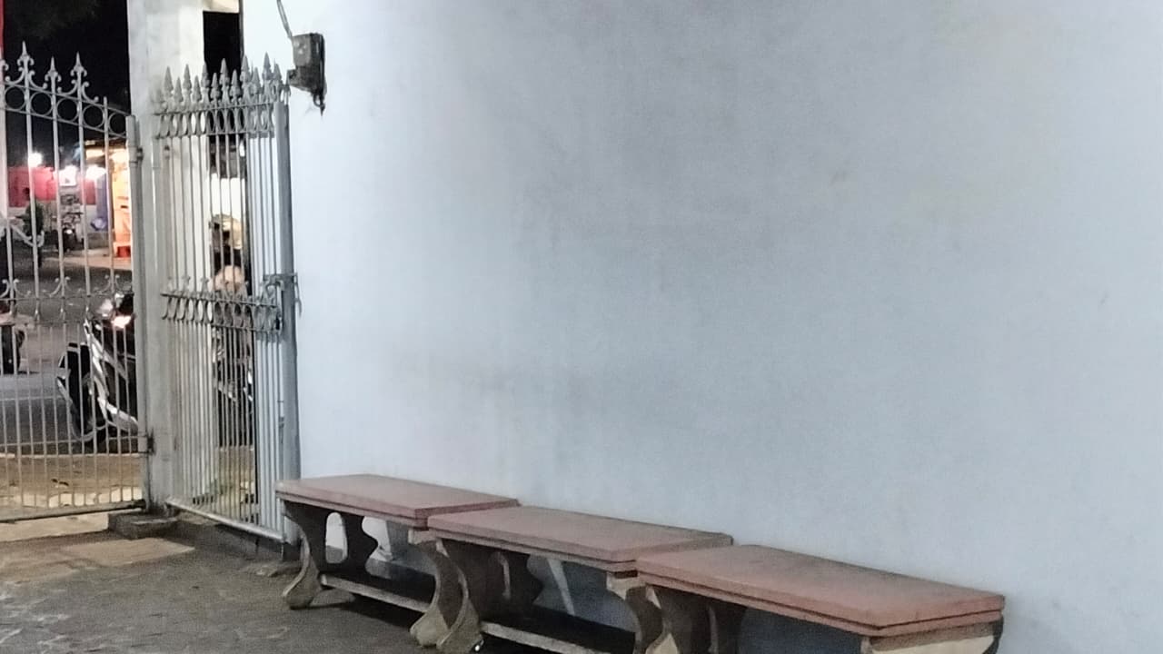 Tempat Tamu Luar